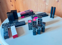 NARS - Lot de 21 rouges à lèvres Nars - Cosmétiques - Maquillage