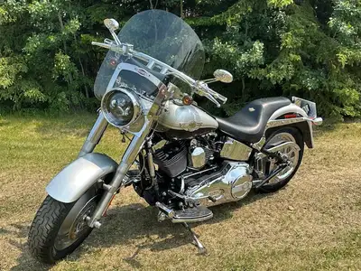 100th Anniversary Limited Edition; Engine upgraded from 88 to 95 cc at 31,128km;tires minimum wear;...