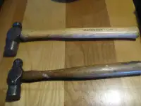 Deux marteaux de mécanicien. 25$ pour les deux.