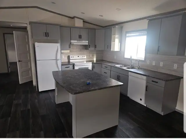 2022  20'x76'  Modular Home Forsale *must be moved in Houses for Sale in Swift Current - Image 6