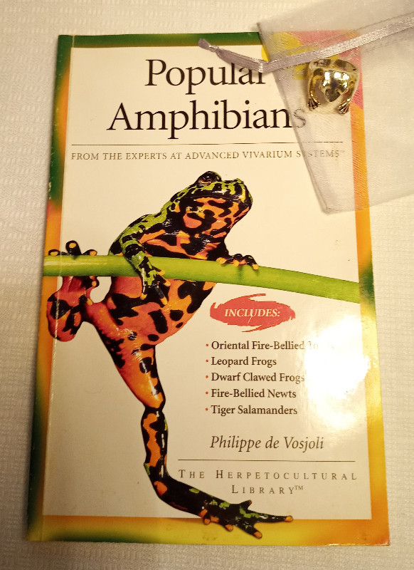 Popular Amphibians Book +Frog Ring Set*Sale! in Non-fiction in Mississauga / Peel Region
