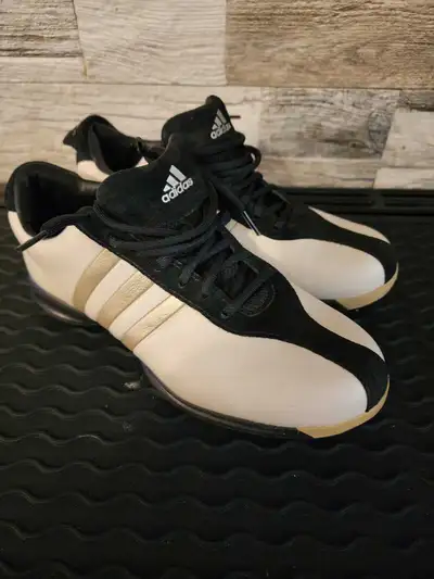 Ladies ADIDAS Size 6.5 Golf Shoes, View more