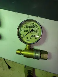 Two 5000psi in line pressure gauge's with quick connect fittings