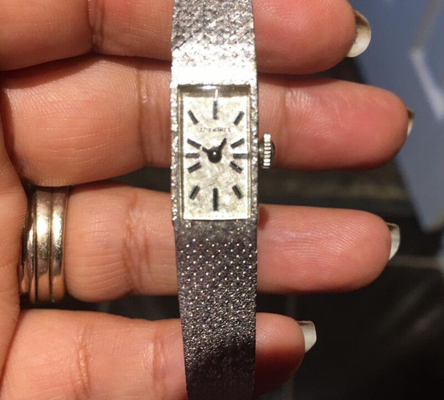 14K SOLID  White Gold  LONGINES Watch with Perfect Condition in Jewellery & Watches in Markham / York Region