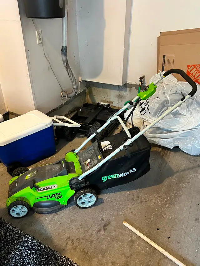 Greenworks Electric Lawnmower
