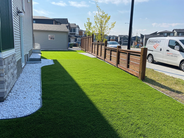 Skyland Landscaping Services (403-971-9214) in Lawn, Tree Maintenance & Eavestrough in Calgary - Image 4