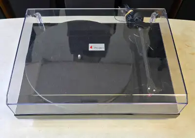 PROJECT DEBUT CARBON BELT DRIVE MANUAL TURNTABLE, View more