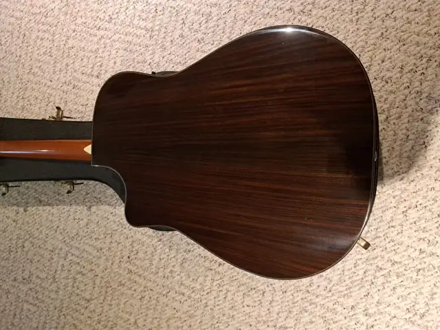 Larrivee DV-10 Acoustic Electric Cutaway Guitar in Guitars in Thunder Bay - Image 8