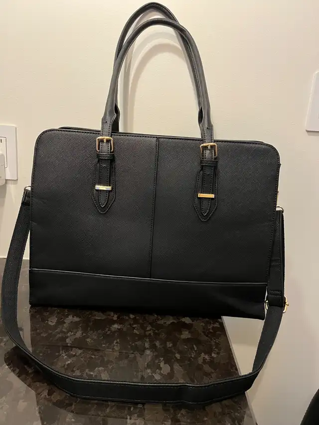 Laptop Bag - Black in Laptop Accessories in City of Toronto - Image 2