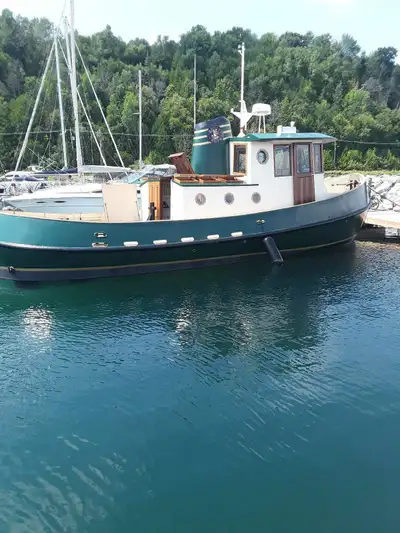 37 Ft Benford Tug Design. Labour of LOVE built in back yard taking 12 years. Must sell due to health...