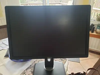 DELL P2213F Monitor, View more