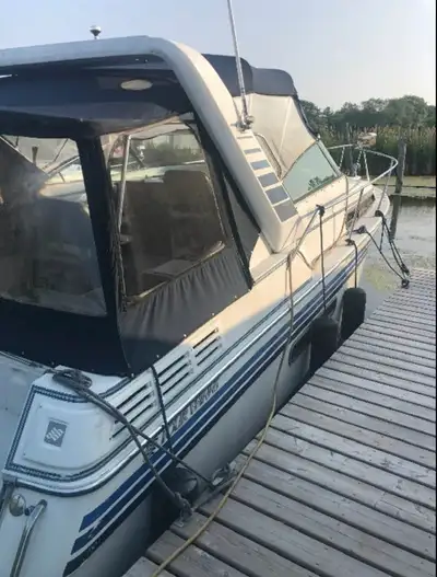 boat and trailer for sale $9,999.99 selling the boat and trailer as is where is Gerry 647-607-2211