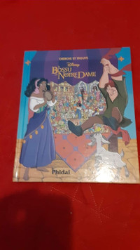 Livre cherche et trouve Disney Bossu de Notre-Dame