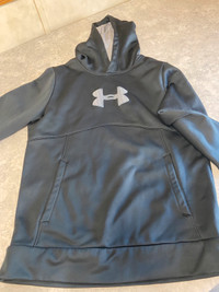 Under Armour Pull Over