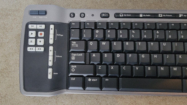 Microsoft MCE Wireless IR Keyboard in Mice, Keyboards & Webcams in Markham / York Region - Image 2