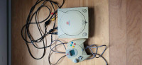 Dreamcast - Console w/Remote and Memory card