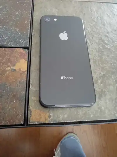 Apple iPhone 8, View more