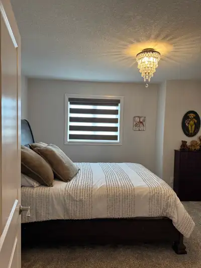 50 yr old lady …. Young at heart.. Looking for a male roommate for a furnished house in Mundare. Shi...
