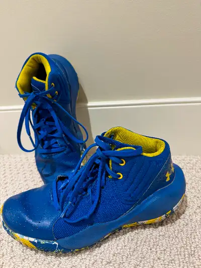 519 ads for shoes in Kids Youth in Calgary Kijiji Marketplaces