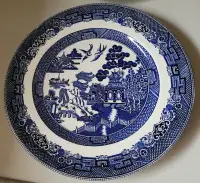 Vintage Blue Willow 10" Dinner Plates By Johnson Brothers