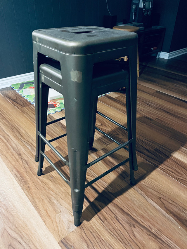 Bar stools x 2  in Chairs & Recliners in Oakville / Halton Region - Image 2
