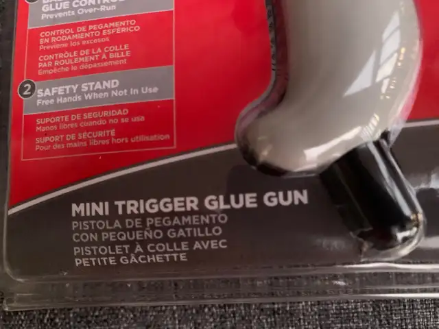 Mini Trigger Glue Gun in Hobbies & Crafts in Brockville - Image 5