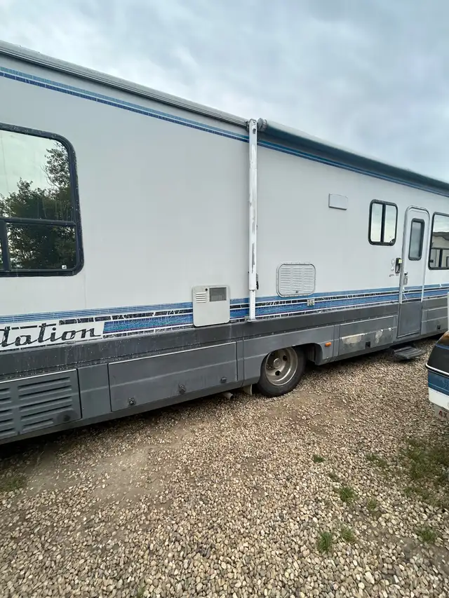 motor home for sale in RVs & Motorhomes in Grande Prairie - Image 4