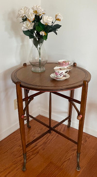 Vintage Round Folding Side/Tea Table