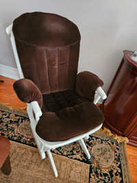 Glider rocking chair, white (Dearborn)