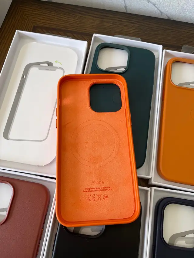 Iphone 14 pro max/14 pro /14/14 plus leather magsafe cases new in Cell Phone Accessories in Oakville / Halton Region - Image 5