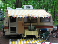 1984 16' coachmen camper trailer very good condition