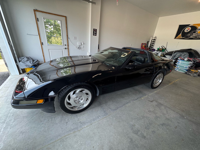 1993 Chevrolet corvette in Cars & Trucks in Barrie
