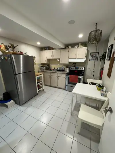 2-Bedroom Unit in the Corso Italia Area - Available July 1st ✨ Unit Features: ✔ Fully renovated thro...