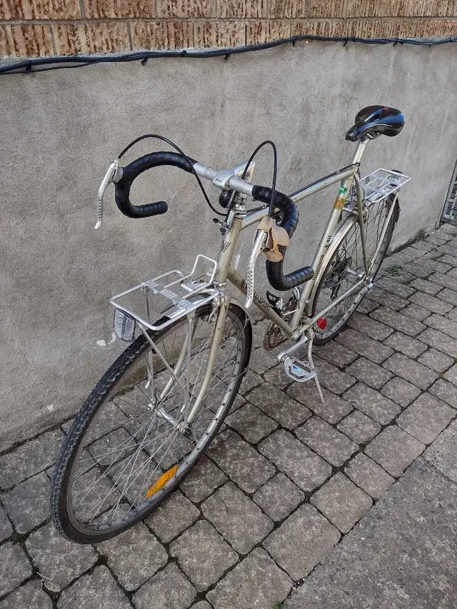 Vélo de route/ville in Road in City of Montréal - Image 4