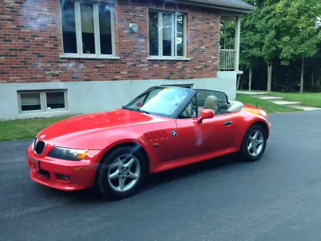 BMW Z3 roadster  1997 2.8 L boîte manuelle 5vitesse in Cars & Trucks in Trois-Rivières - Image 4