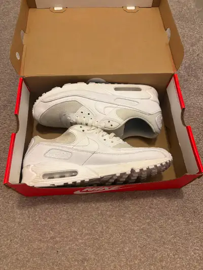 Air max 90s, Bought them and haven’t really found myself wearing the shoes so i’m looking to sell th...