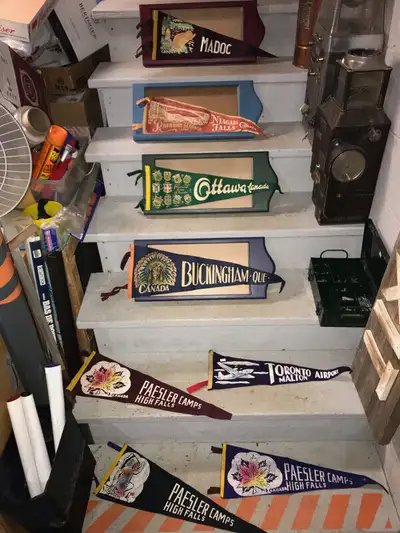 11 VINTAGE ONTARIO COTTAGE + OTHER FELT PENNANTS / EXPO '67, View more