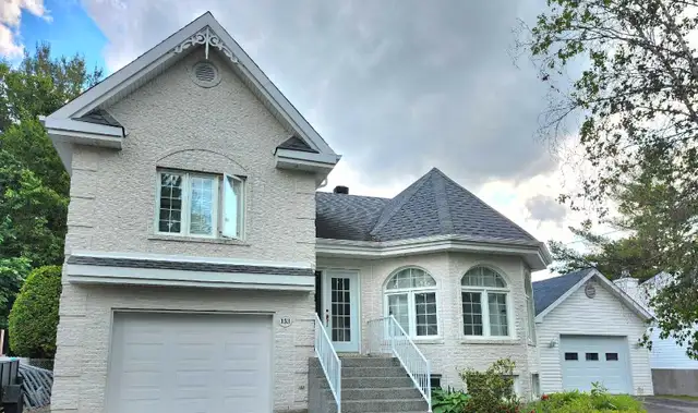 Beautiful house for sale - Lavaltrie62863776878339121