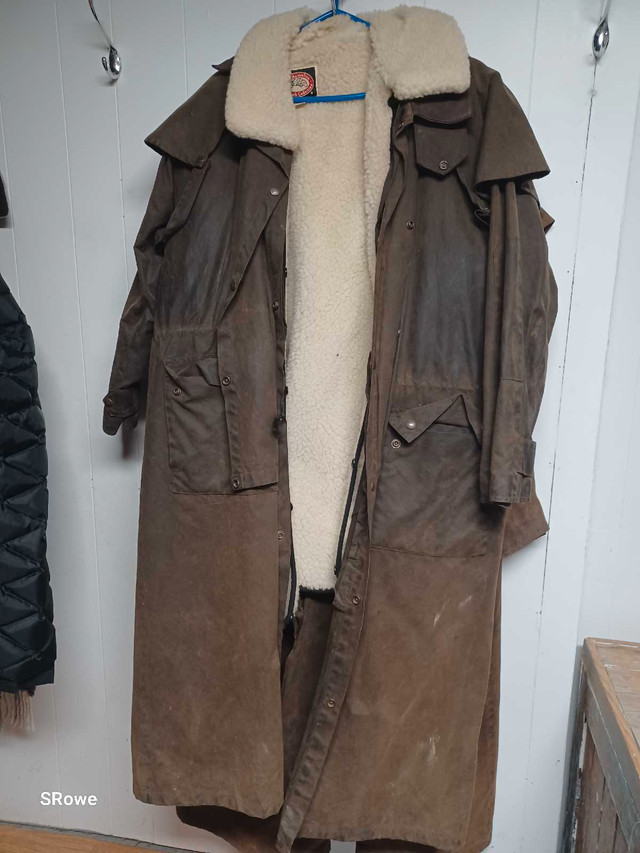 Manteau Australien avec veste en laine - L dans Accessoires  à Saguenay