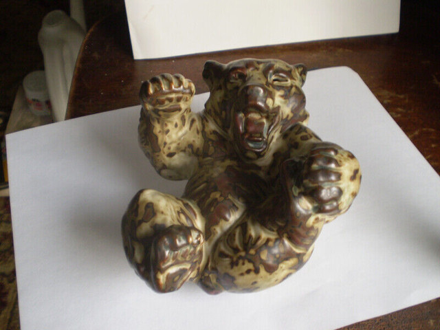 Royal Copenhagen Figurine - " Bear " - #20271 - in Arts & Collectibles in Kitchener / Waterloo - Image 2