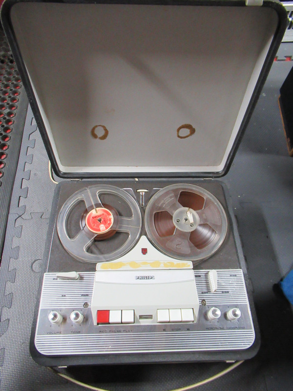 Vintage Philips EL 3549  Reel to Reel Tape Recorder in Stereo Systems & Home Theatre in St. Catharines - Image 2