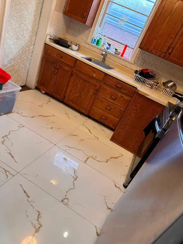 Room for rent  in Room Rentals & Roommates in City of Toronto - Image 7