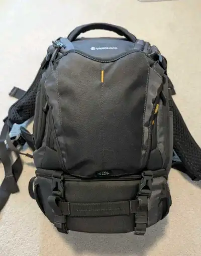 From a smoke-free home. The ALTA SKY 45D is the ultimate gear-carrying and working backpack. Featuri...