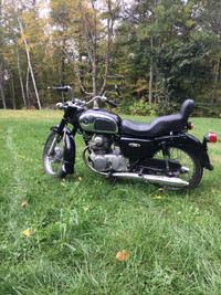 1971 Honda CD 175 motorcycle 
