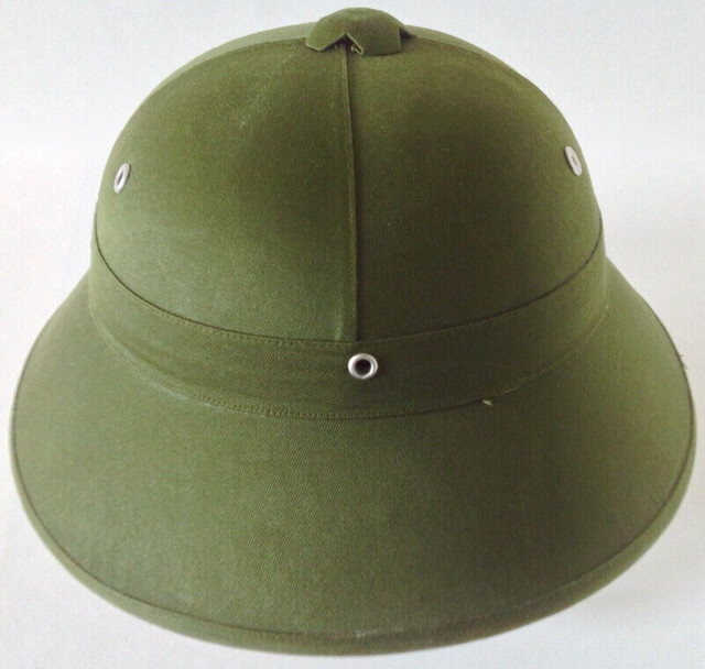 Vintage Collection. Magnifique chapeau de brousse, couleur kaki dans Art et objets de collection  à Lévis - Image 3