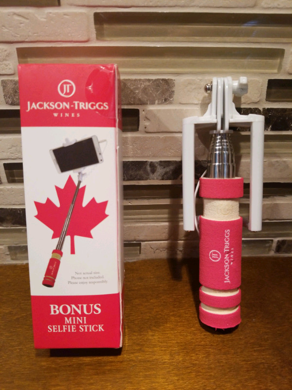 Jackson Triggs Winery mini Selfie stick in Arts & Collectibles in Mississauga / Peel Region