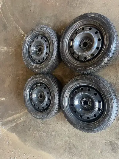 205/55R16 studded winter tires use one session off 2005 vw jetta 5x100mm bolt pattern