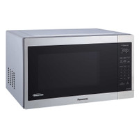Microwave -Panasonic 1.3 Cu.Ft Inverter Genius 6 Months Warranty