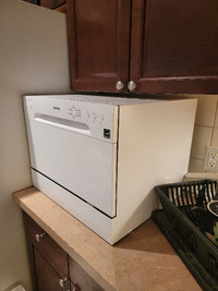 Danby Apartment Size Dishwasher Mint Condition Asking $175