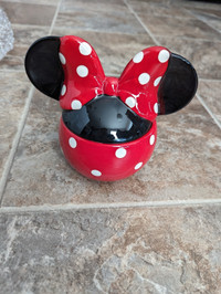 Minnie Mouse Charmed Aroma Candle